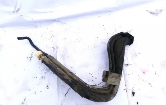 Fuel tank filler neck pipe
