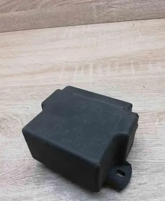 Mercedes-Benz 100 W631 Glow plug pre-heat relay 0025454232