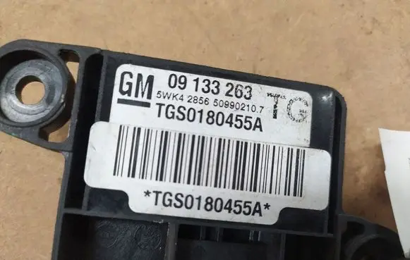 Opel Zafira A Airbag deployment crash/impact sensor 09133263 TGS0180455A