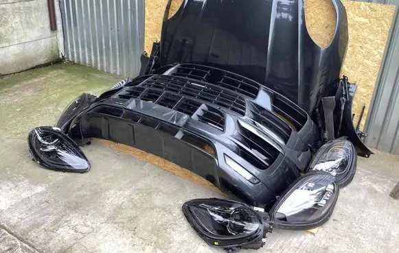 Engine bonnet/hood