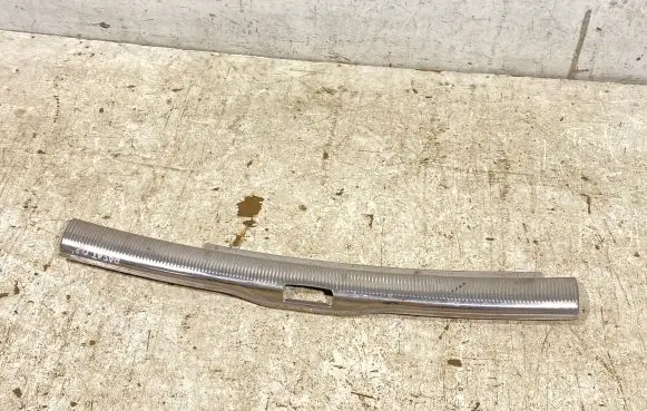 Volkswagen PASSAT B5.5 Trunk/boot sill cover protection 3b9863459j