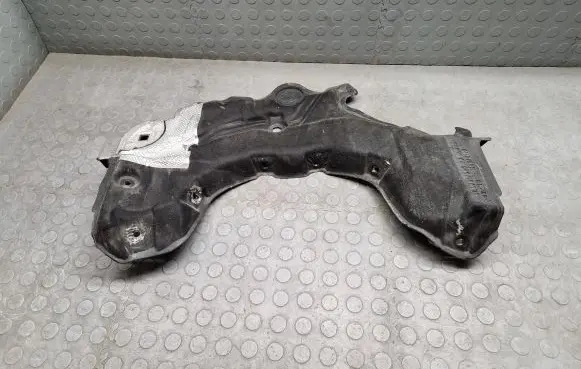 BMW X3 F25 Heat shield in engine bay 8917505