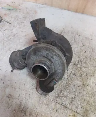Volvo V70 Turbo 8689592 GT2052V 723167