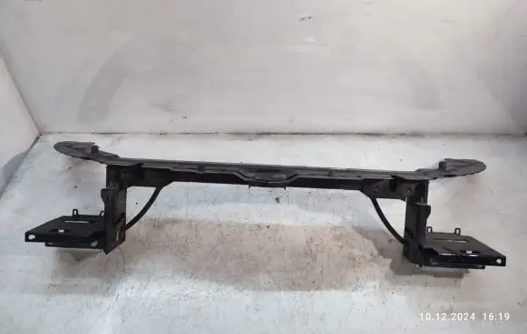 Land Rover Evoque I Radiator support slam panel