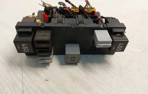 Volkswagen PASSAT B6 Comfort/convenience module 3C0937049H 06102067 F005V00529