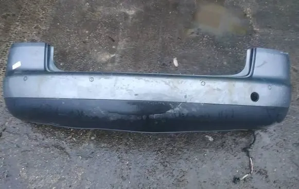 Volkswagen Touran I Rear bumper PILKAS
