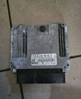 Audi A3 S3 A3 Sportback 8P Engine control unit/module 03C906056ED 03C906056AK 0261S02379