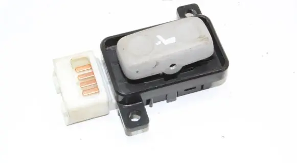 Lexus RX 330 - 350 - 400H Other switches/knobs/shifts 182850
