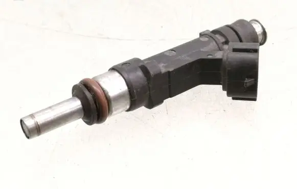 Audi A6 S6 C6 4F Fuel injector 0280158053 06E133551