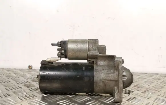 Alfa Romeo Giulietta Starter motor 51810267A152
