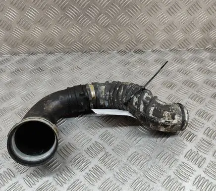 Maserati Ghibli Air intake duct part 670003845 670003847
