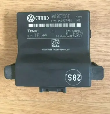 Volkswagen Golf V Gateway control module 1K0907530F 1K0907951