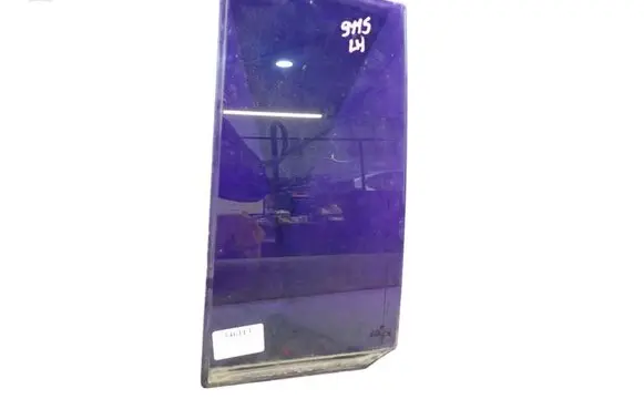 Volkswagen Touran I Front door window glass four-door