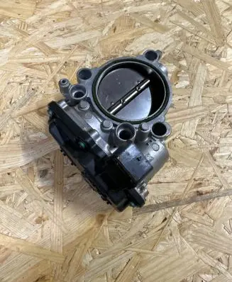 BMW 5 G30 G31 G38 Engine shut-off valve 8623324