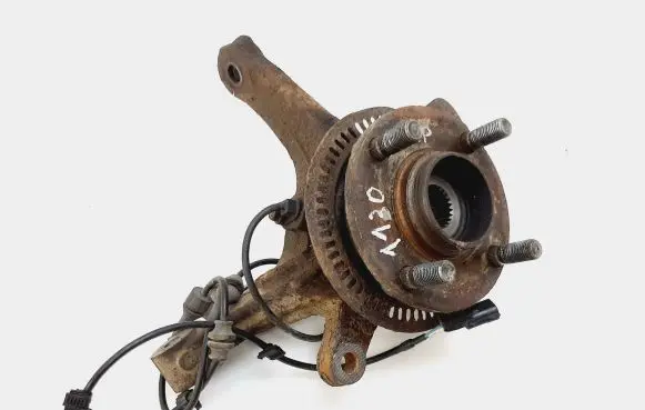 Suzuki Swift II Front wheel hub