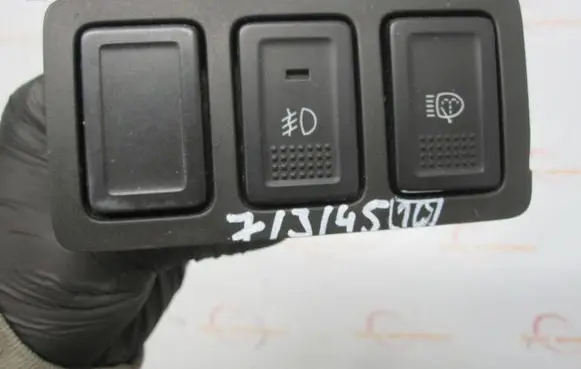 Suzuki Grand Vitara II Other switches/knobs/shifts 