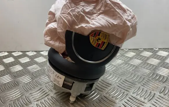 Porsche Macan (95B) Steering wheel airbag 95B880201AP 308147999R64M 5801642
