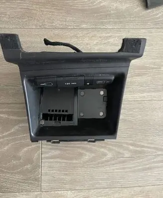 Hyundai Tucson IV NX4 Wireless charging module 95560N7000 84630N7700NNB