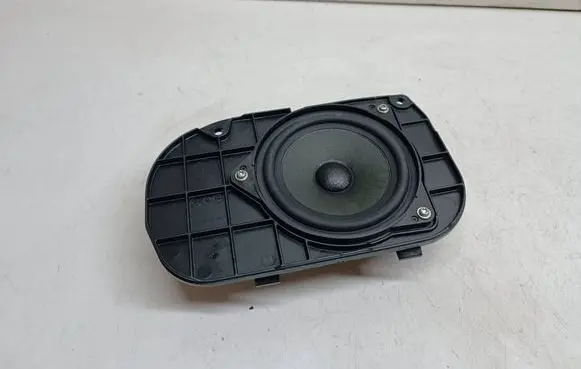 BMW 5 F10 F11 Parcel shelf speaker 9289638