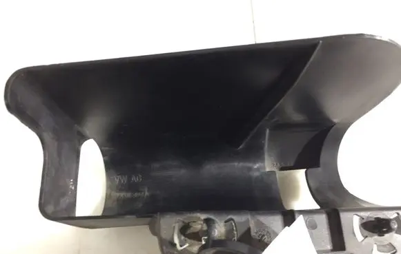 Volkswagen PASSAT B7 Other engine bay part 3AA907299