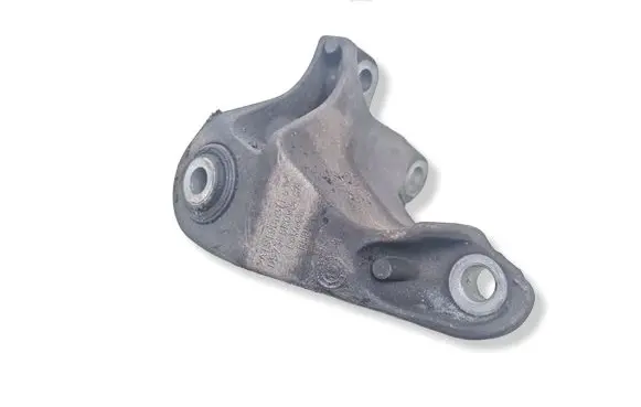 Ford Mondeo MK V Gearbox mounting bracket DS736P093GA