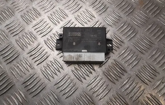 Volkswagen Touran III Parking PDC control unit/module 5QA919294E