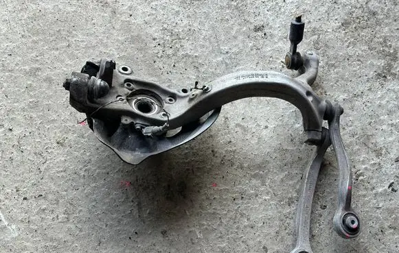 Audi A6 S6 C6 4F Front wheel hub