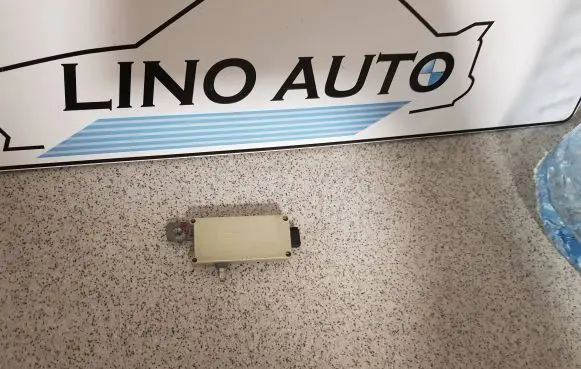 BMW 5 E39 Antenna control unit 65268368886