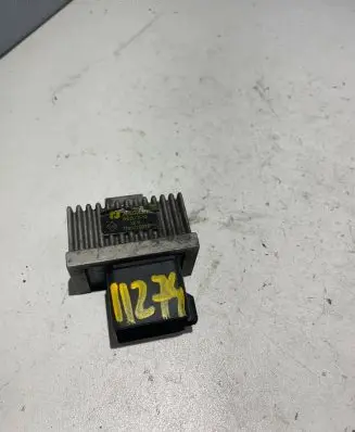 Volvo S40, V40 Glow plug pre-heat relay 7700115078 BED772