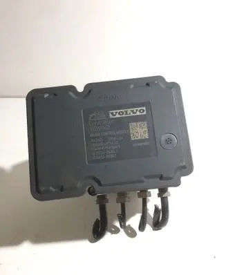 Volvo V70 ABS Pump 31261142 607A1800453 000404974D0
