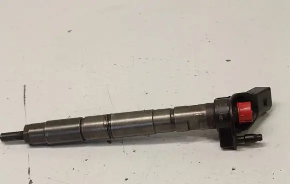 Audi A6 S6 C6 4F Fuel injector 059130277AJ 0445115054
