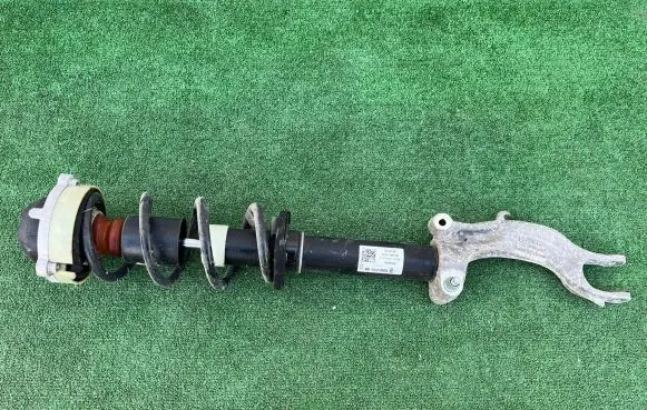 Audi A4 S4 B9 Front shock absorber/damper 8W0413031AK 8W0413037 8W0031AK