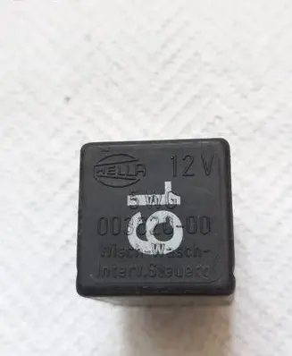 Volkswagen Golf III Other relay 321955531A