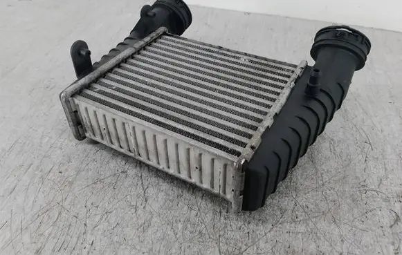 Volkswagen PASSAT B5.5 Intercooler radiator 1784594