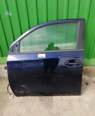 Toyota Urban Cruiser (XP110) Front door
