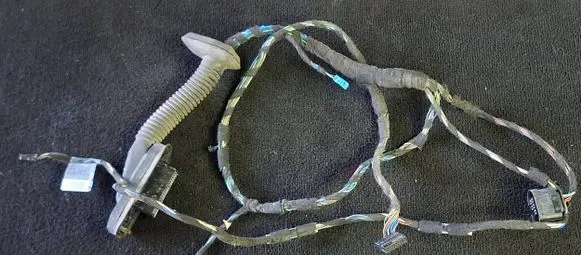 BMW 3 E90 E91 Front door wiring loom 203038030