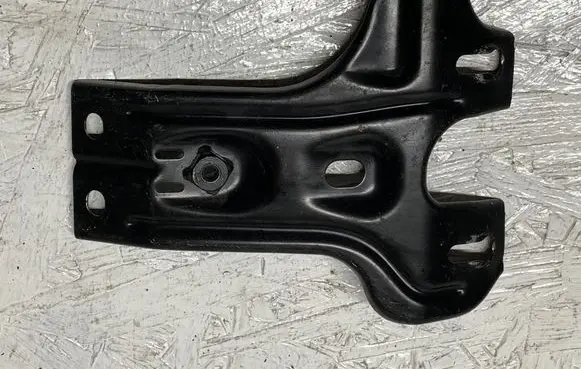 Volkswagen PASSAT B8 Holder (bracket) 5G0805567
