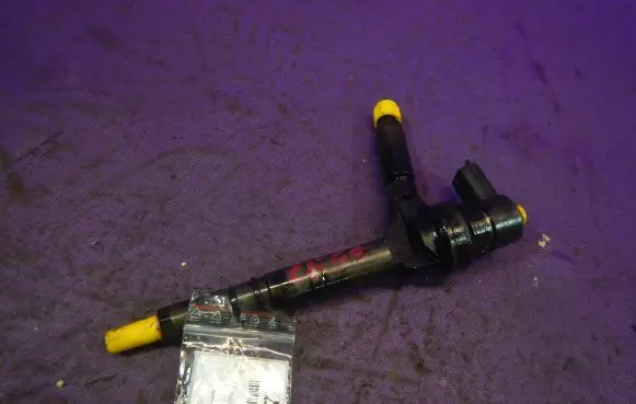 Honda Civic Fuel injector 0445110082