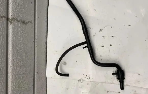 BMW 5 F10 F11 Vacuum line/pipe/hose 11667800346
