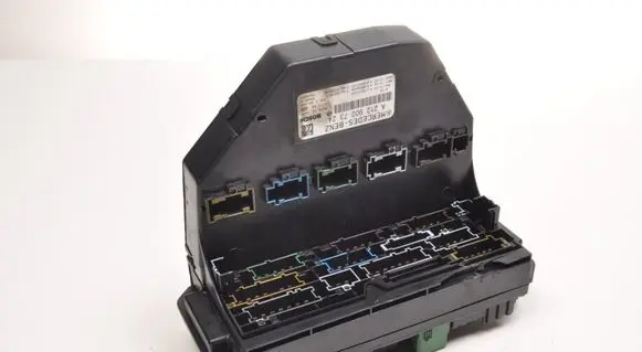 Mercedes-Benz SLK AMG R172 SAM control unit A2129007324