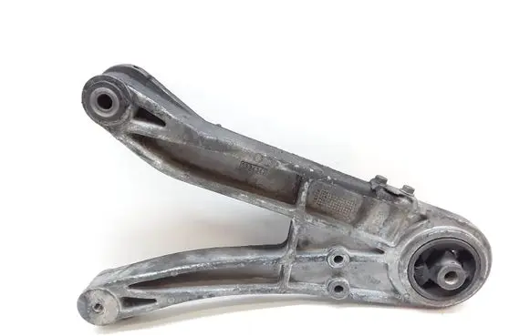 Volvo S80 Engine mounting bracket 3524347