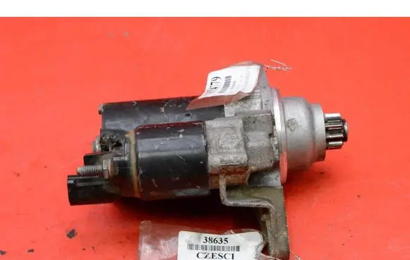 Volkswagen Golf IV Starter motor 0001120406