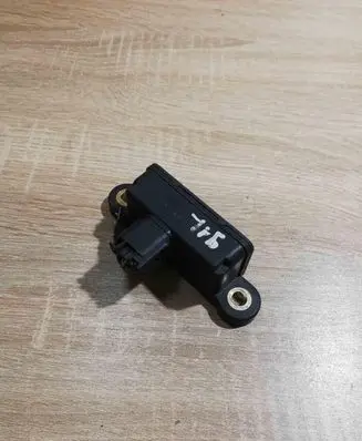 Hyundai Genesis Yaw turn rate sensor 1017070134