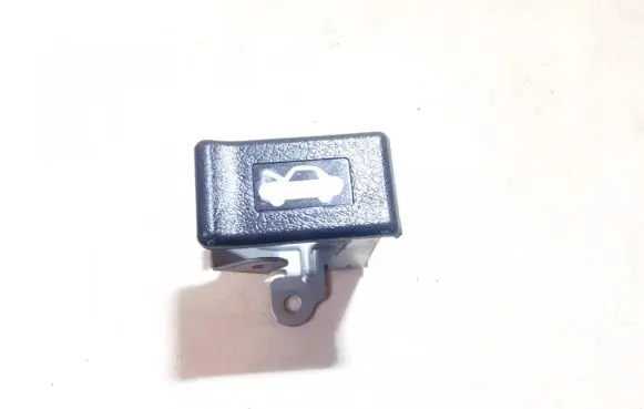Honda CR-V Engine bonnet (hood) release handle