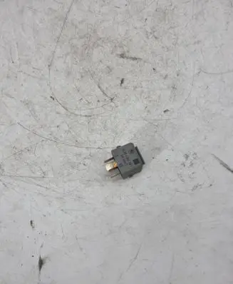 BMW 7 E32 Other relay 61361391397 899547