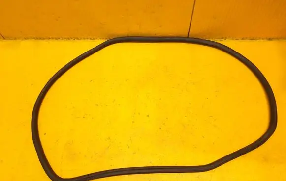 Mercedes-Benz GLE W167 Front door rubber seal A1678972700