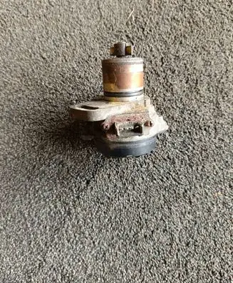 Mazda 626 Spark distributor T4T74371