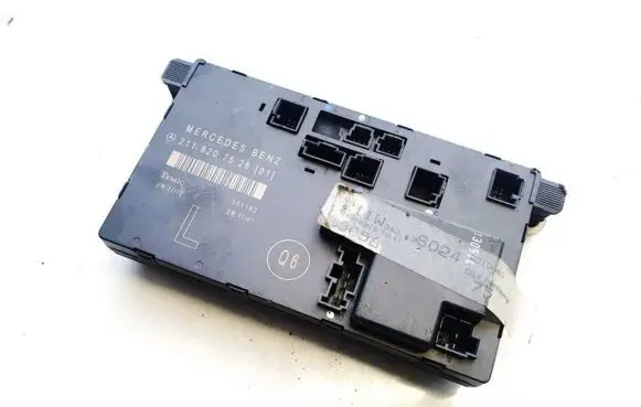 Mercedes-Benz E W211 Other control units/modules 2118207526 351162