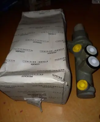 Citroen Jumper Master brake cylinder 4601E9