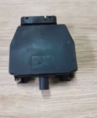 Volkswagen Touran I Turbo solenoid valve 6Q0906625